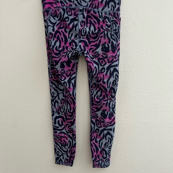 Under Armour Women's High Rise Ankle
Medium
Leggings Mineral Blue/Navy... - Picture 2 of 9